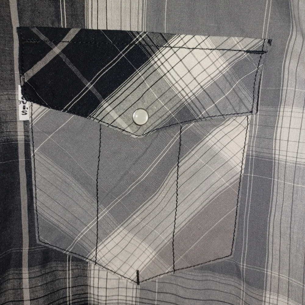 LEVIS‎ PEARL SNAP BUTTON SHIRT